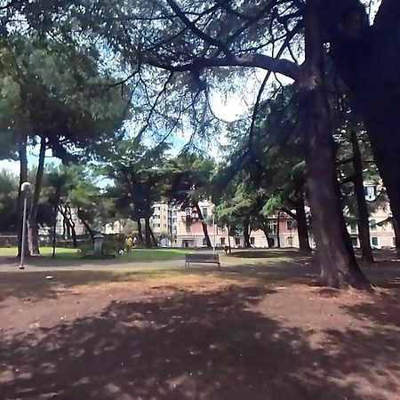 Modern & Bright Flat - 2 Min From The Sea Apartment Savona Luaran gambar