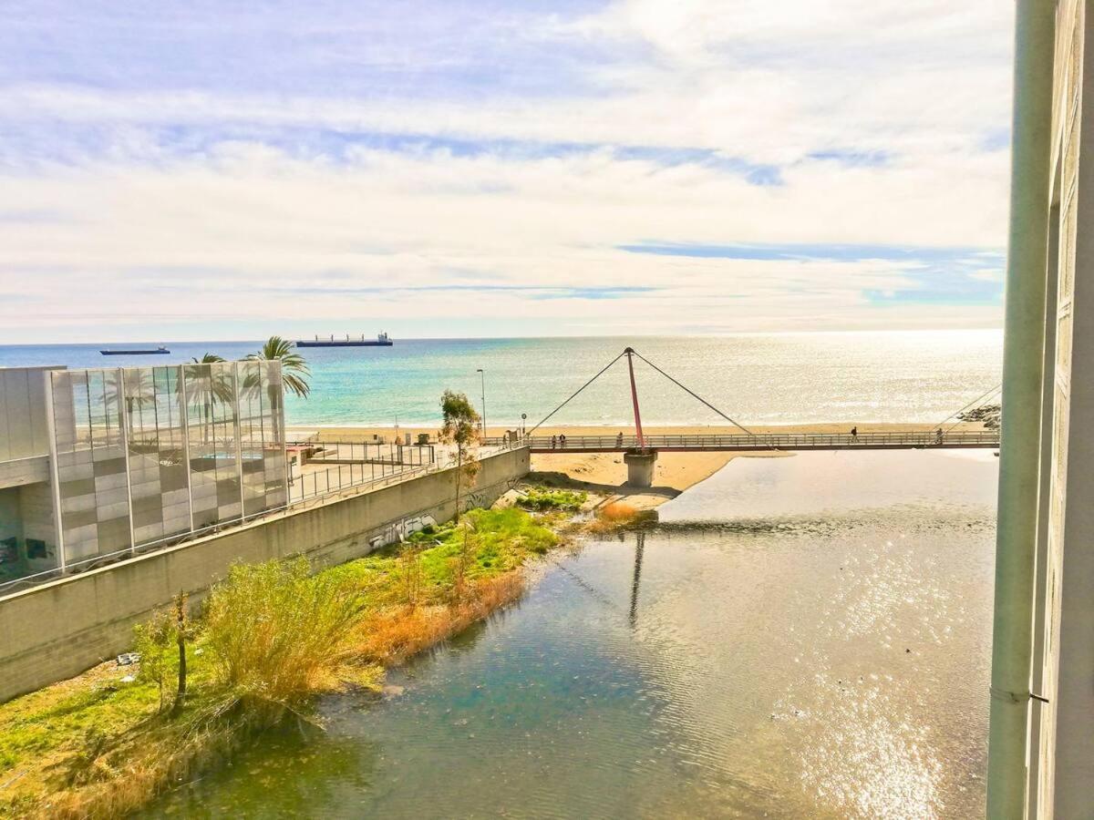 Modern & Bright Flat - 2 Min From The Sea Apartment Savona Luaran gambar