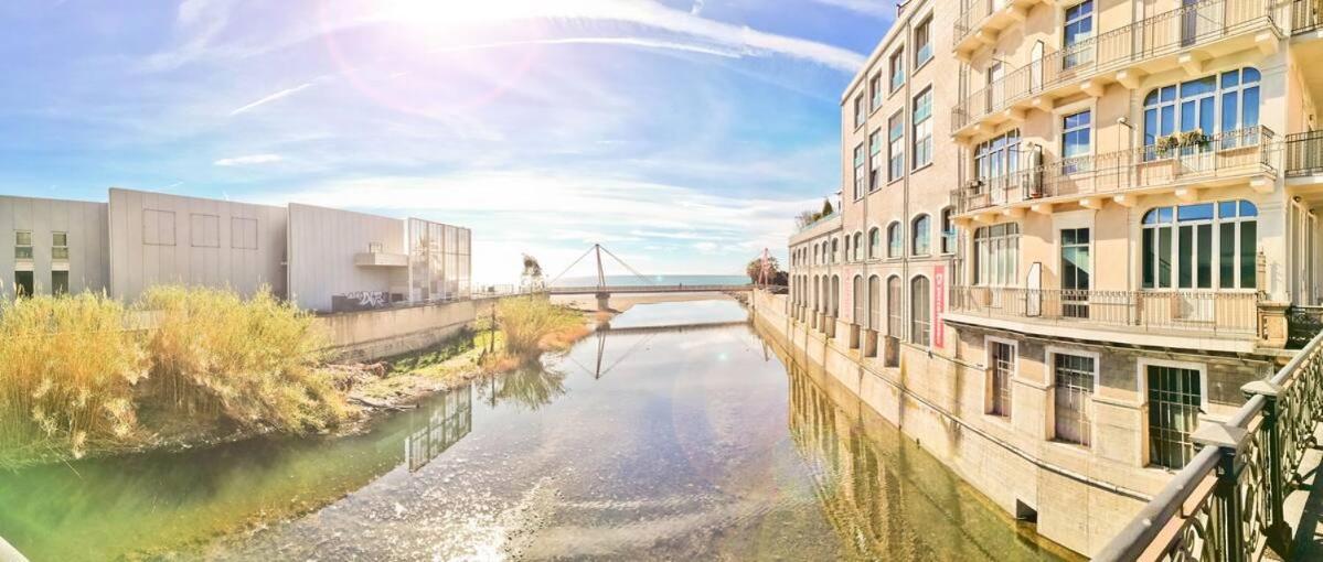 Modern & Bright Flat - 2 Min From The Sea Apartment Savona Luaran gambar